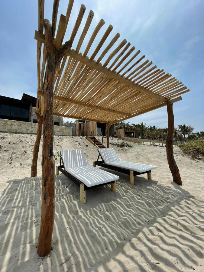 Diem Vichayito Beachfront Eco-Luxury 외부 사진