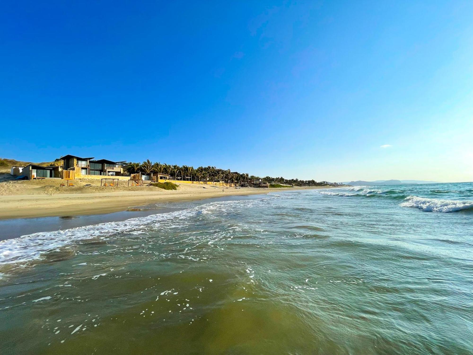 Diem Vichayito Beachfront Eco-Luxury 외부 사진