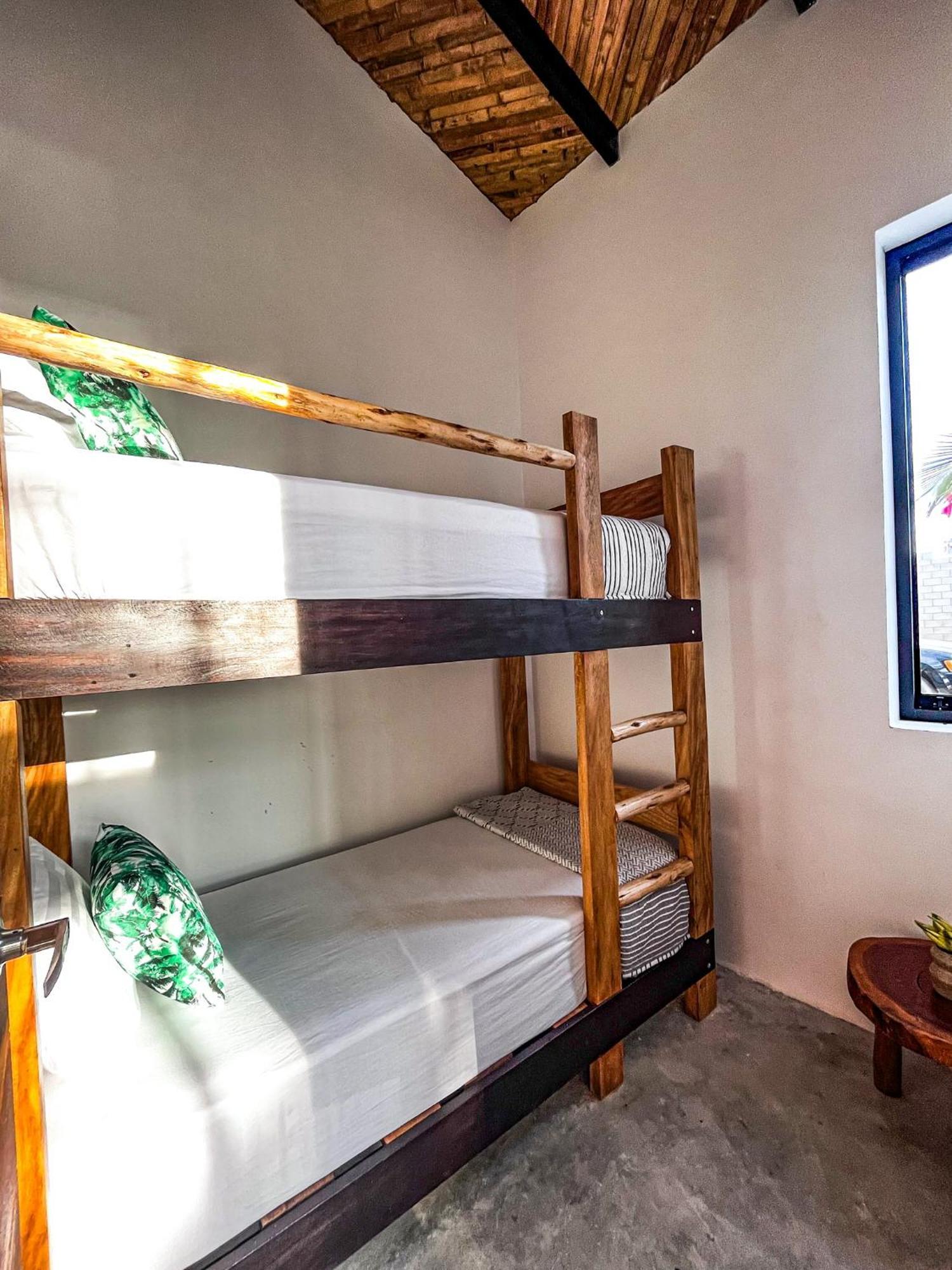 Diem Vichayito Beachfront Eco-Luxury 외부 사진