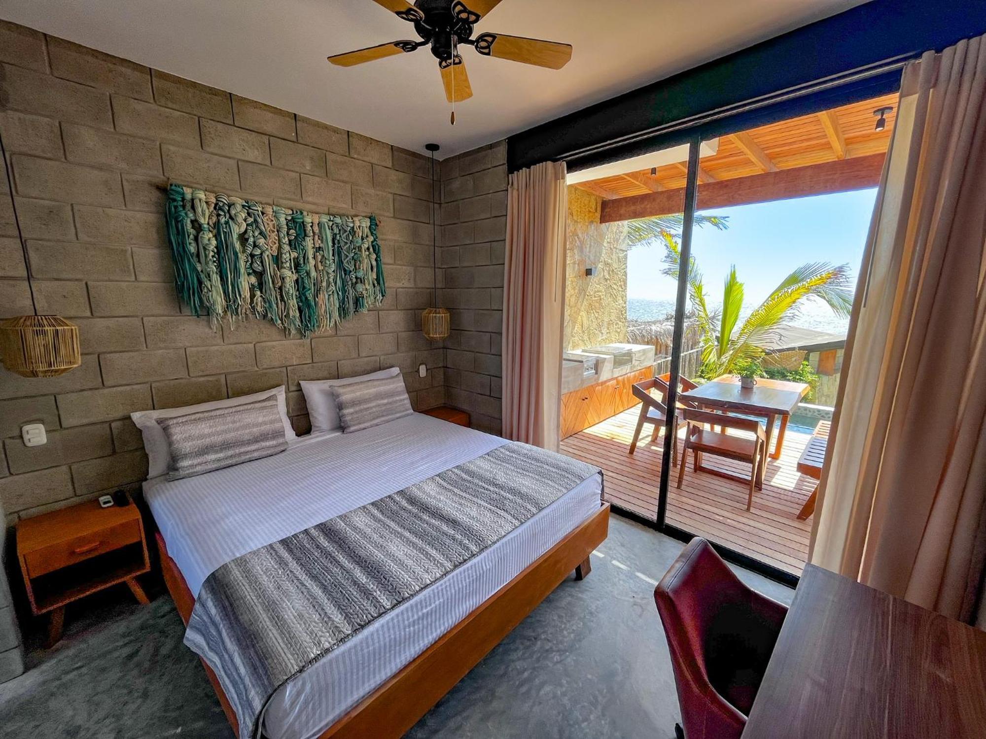Diem Vichayito Beachfront Eco-Luxury 외부 사진