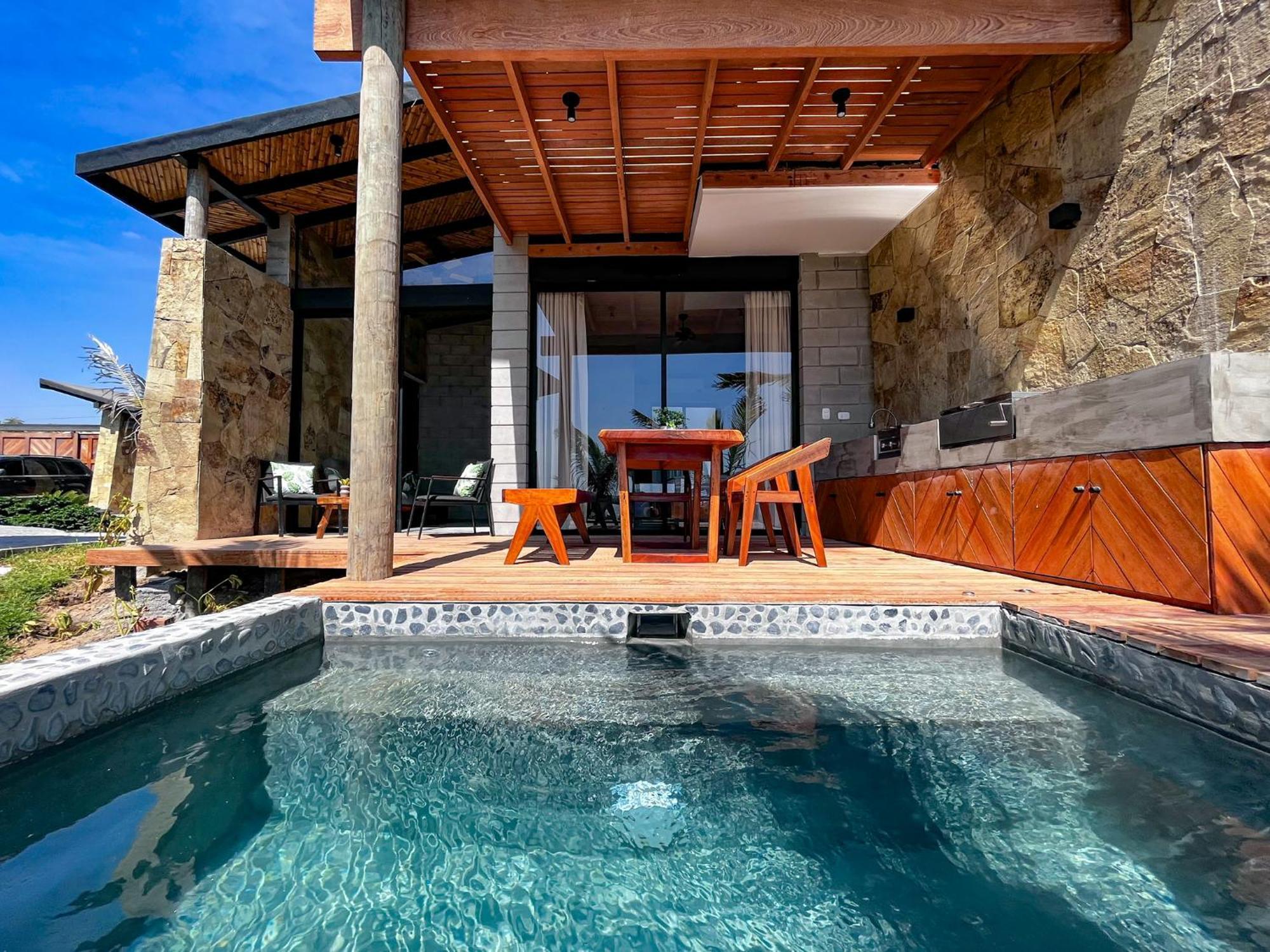 Diem Vichayito Beachfront Eco-Luxury 외부 사진