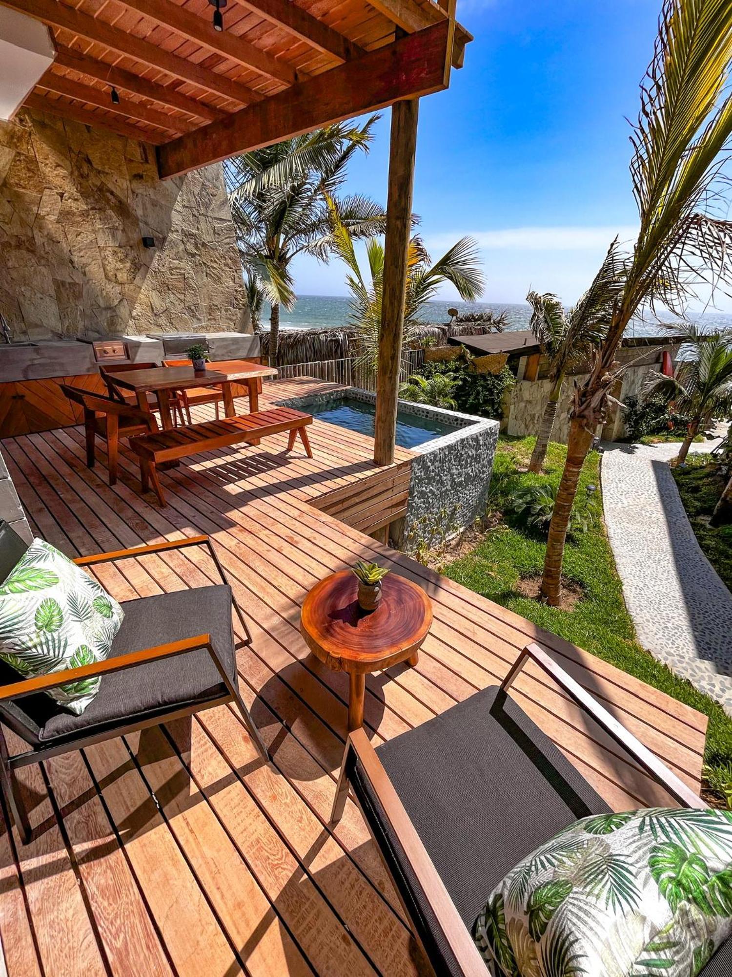 Diem Vichayito Beachfront Eco-Luxury 외부 사진