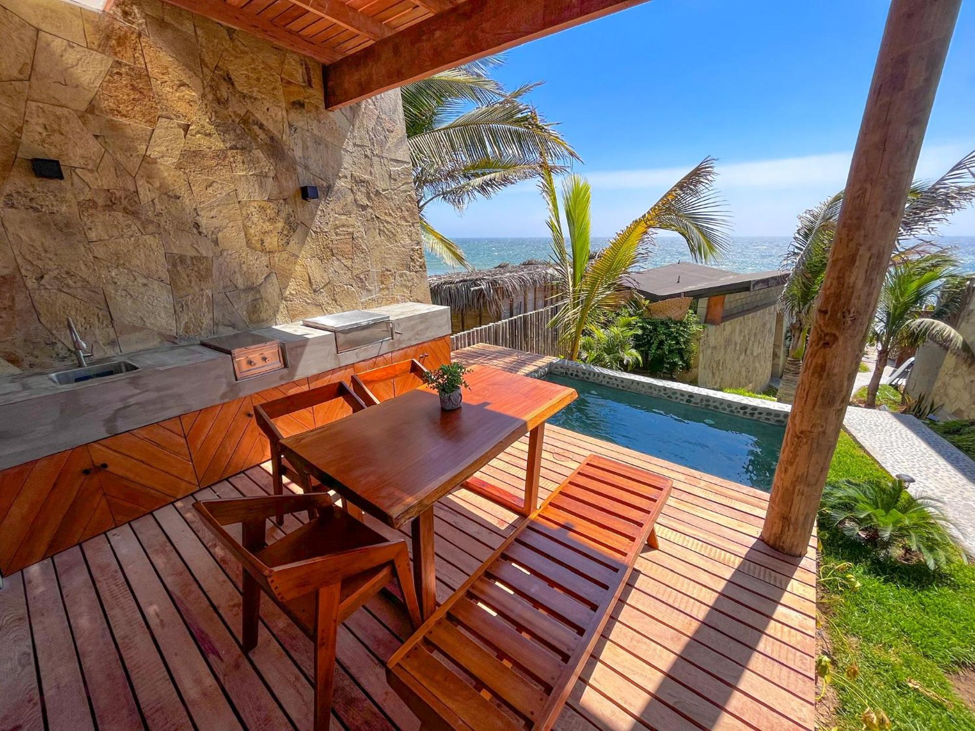 Diem Vichayito Beachfront Eco-Luxury 외부 사진