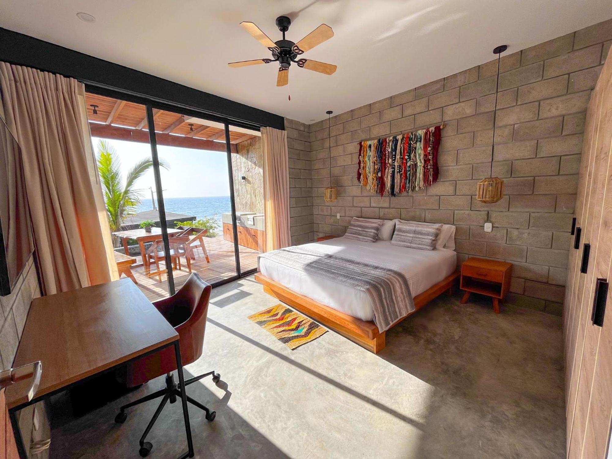 Diem Vichayito Beachfront Eco-Luxury 외부 사진